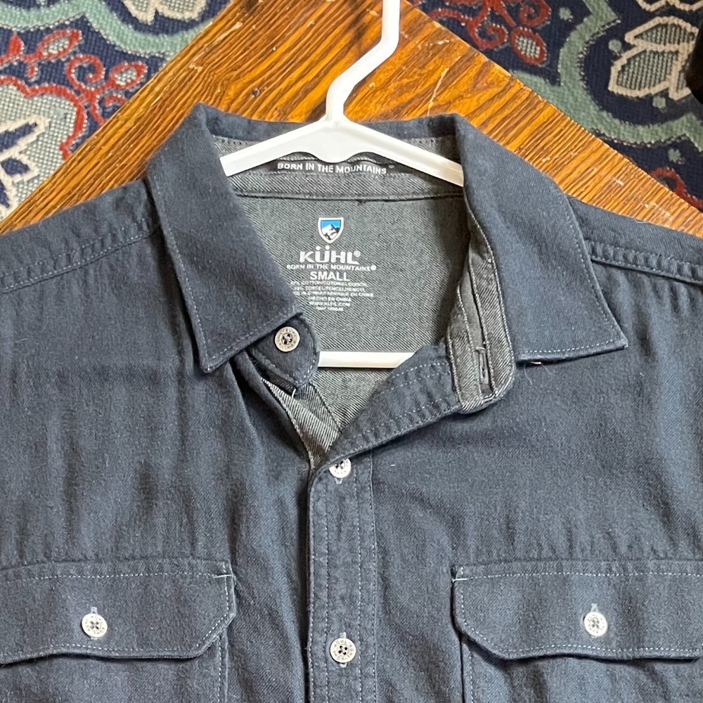 Kuhl Men’s Button Down Dark Blue Flannel Sz Small